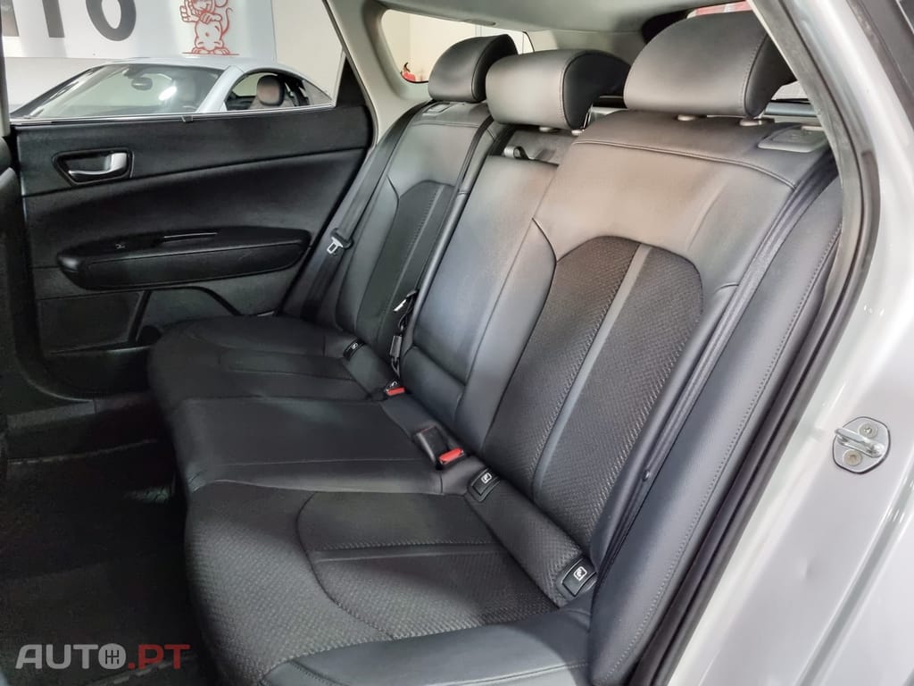 Kia Optima 1.7 CRDi TX