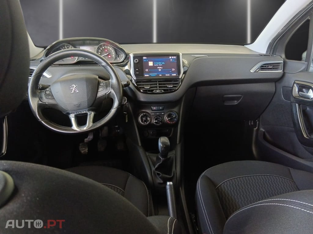 Peugeot 208 1.2 PureTech Style