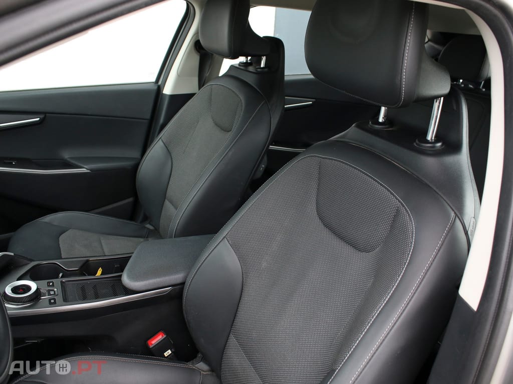 Kia EV6 77.4 kWh Tech