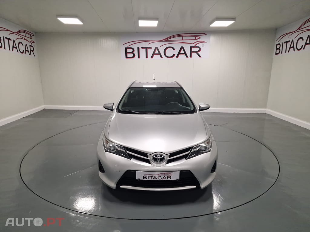 Toyota Auris Touring Sports 1.4 D-4D Active+AC
