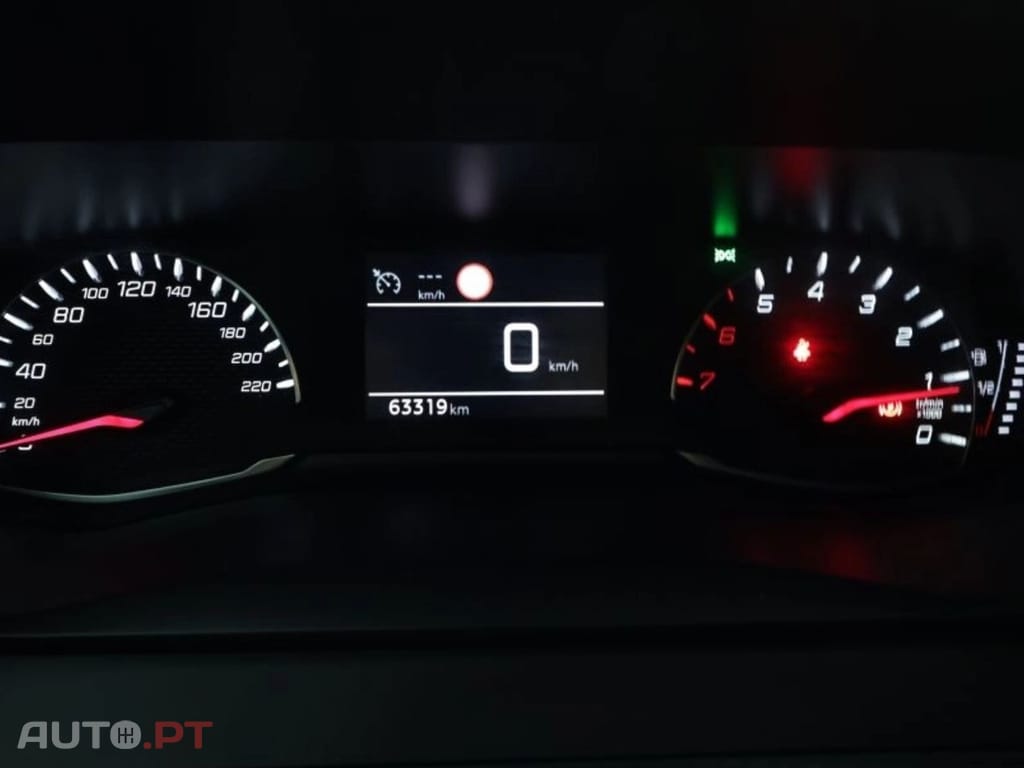 Peugeot 2008 1.5 BlueHDi Active Pack