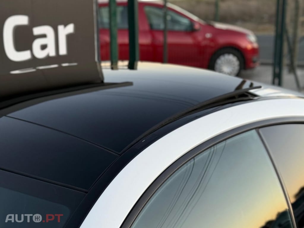 Mercedes-Benz E 220 AMG