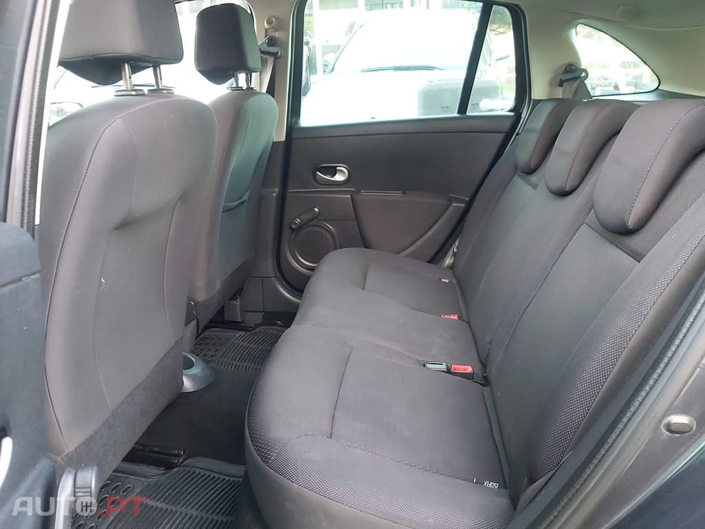 Renault Clio 1.2 TCE Dynamique S