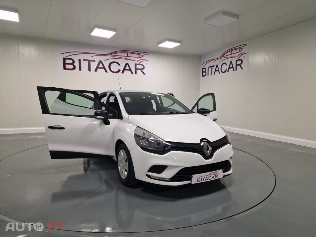 Renault Clio SOCIETE 1.5 DCI ZEN IVA DEDUTIVEL