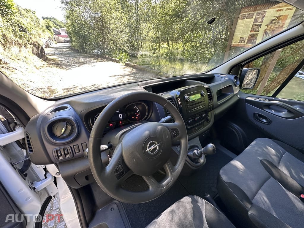 Opel Vivaro 1.6 CDTi L1H1 2.7T