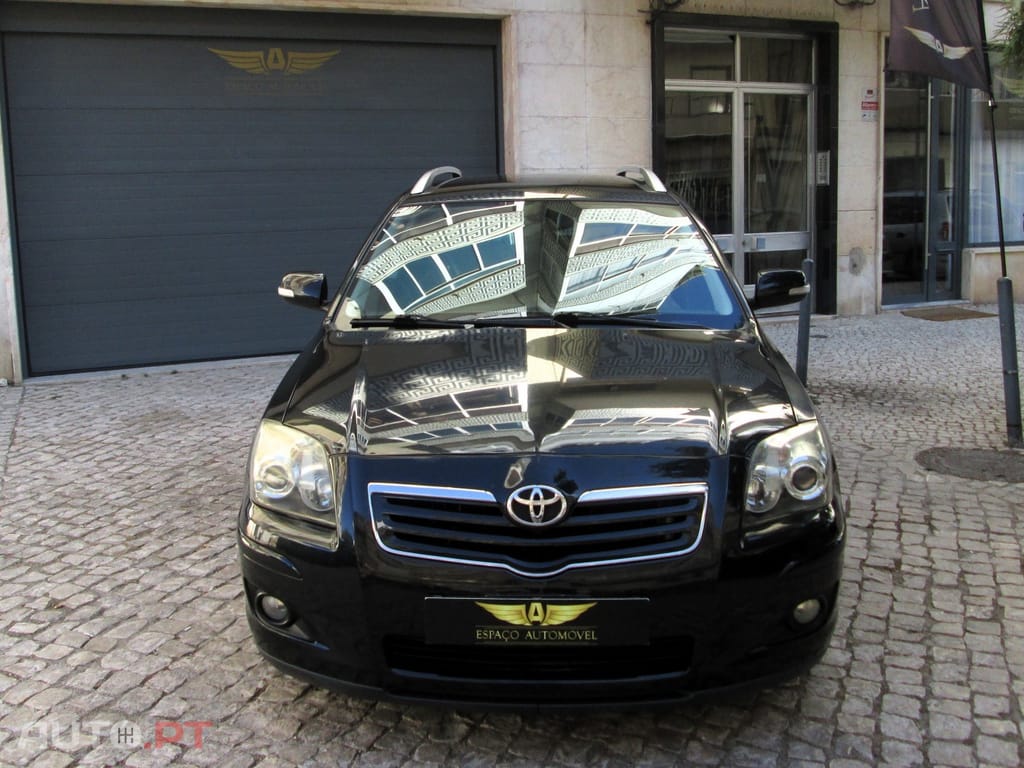 Toyota Avensis 2.0 D-4D Sol+GPS