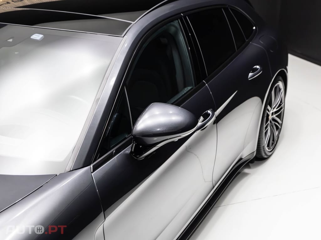 Porsche Panamera 4 E-Hybrid Platinum Edition PDLS