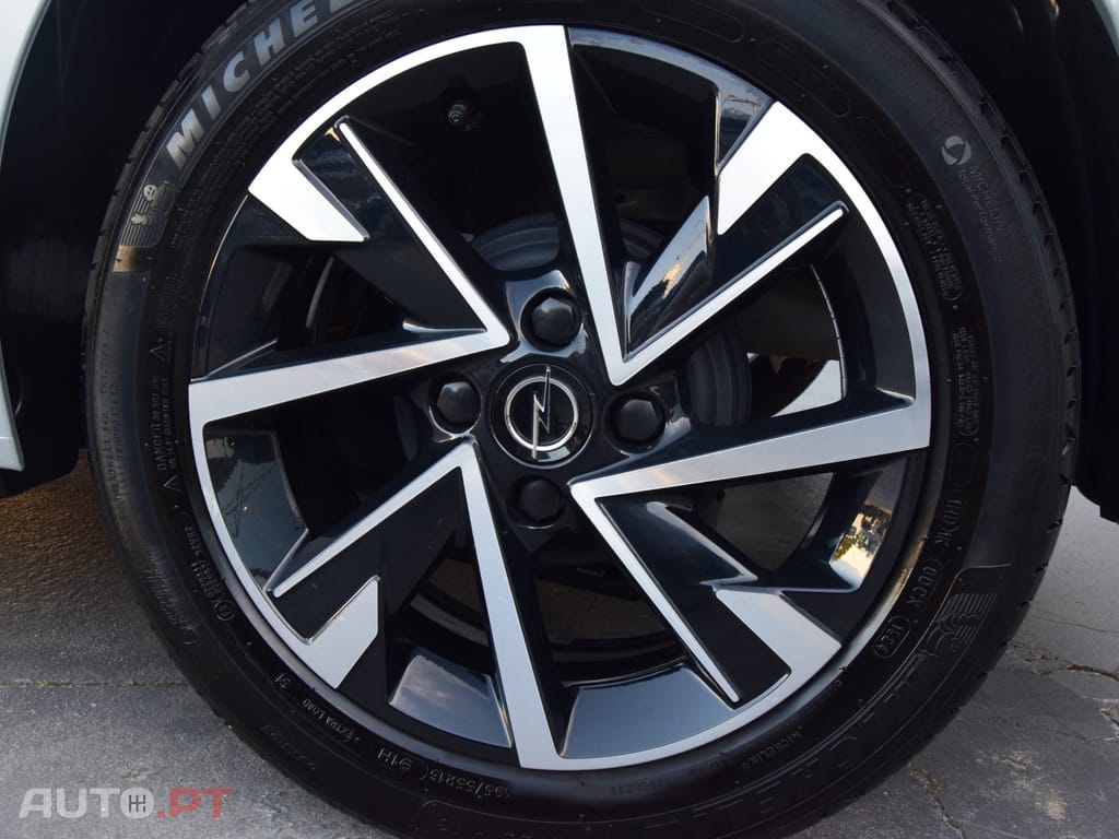 Opel Corsa 1.2 T GS Line