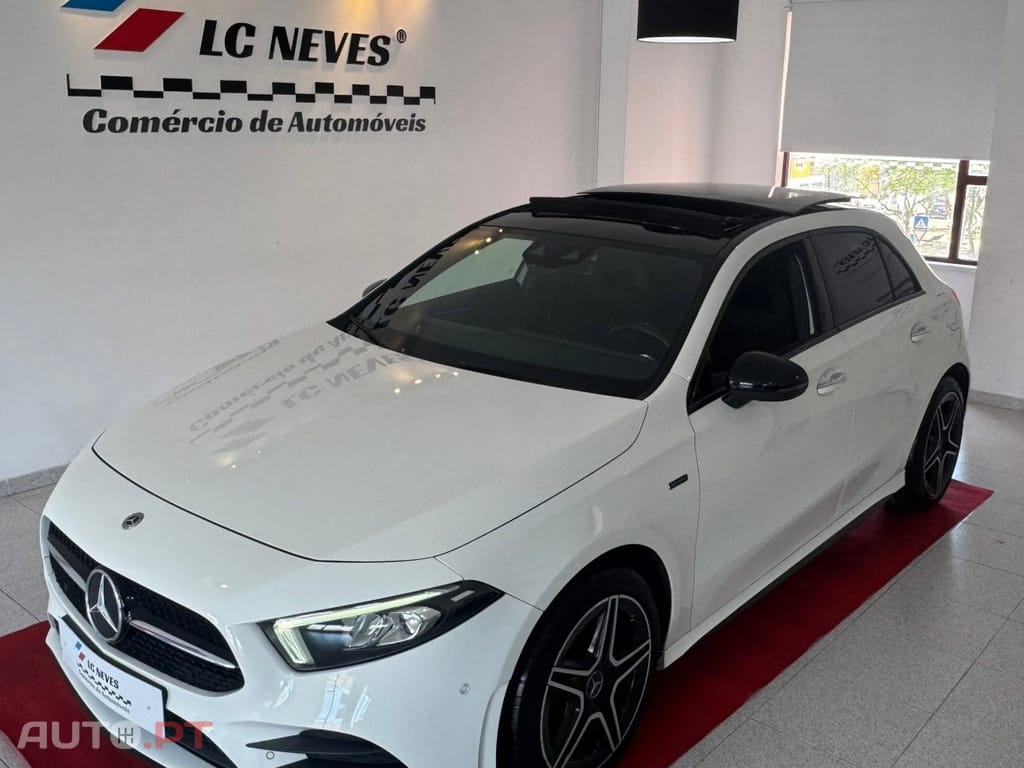 Mercedes-Benz A 250 e AMG Line