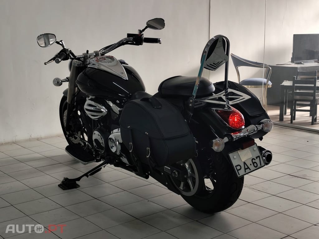 Yamaha XVS 950a Midnight Star