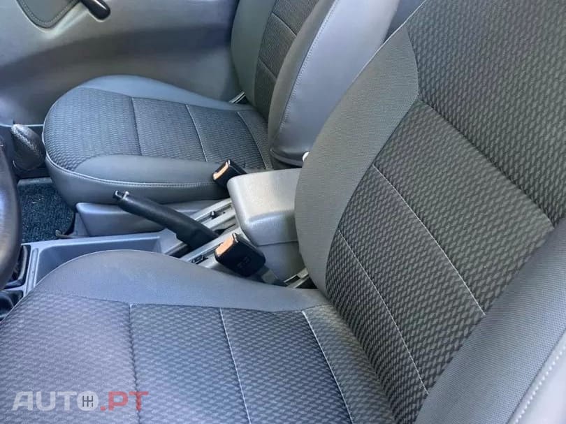 Nissan Terrano II 2.7 TDI SE 7 lugares