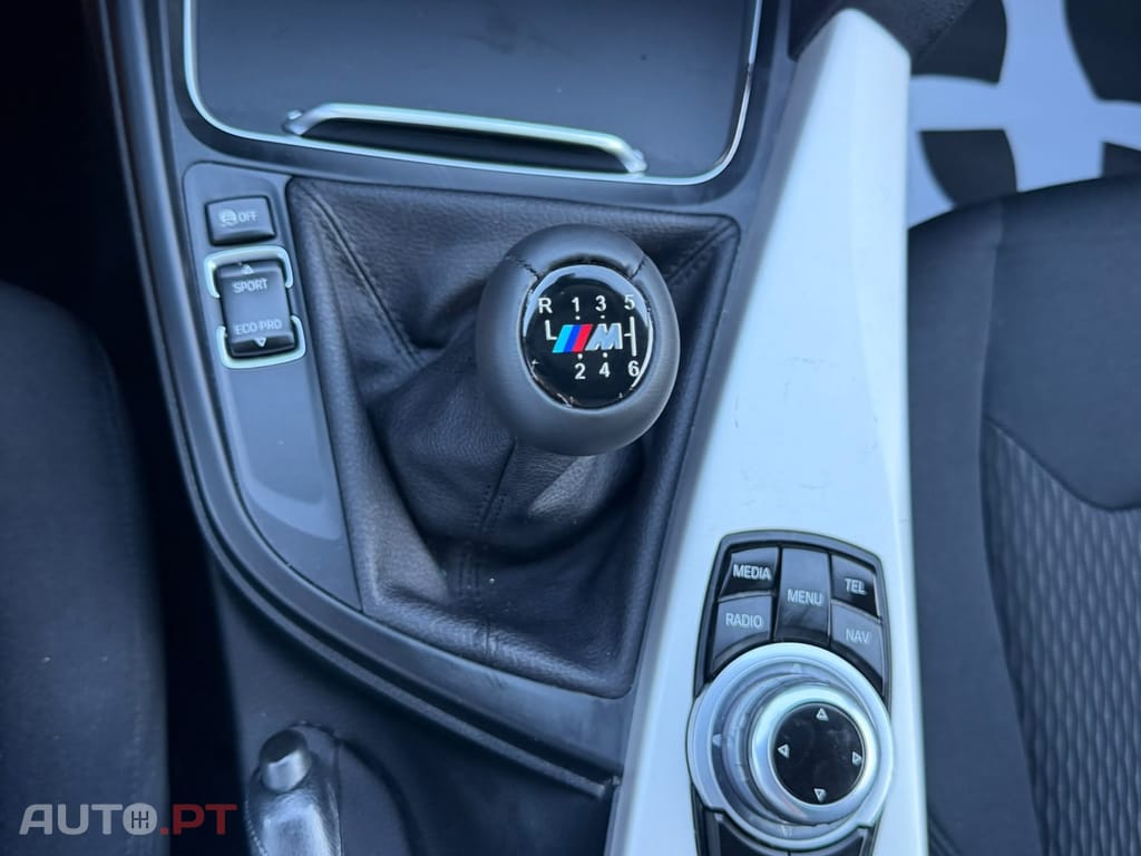 BMW 318 d Touring Line Sport