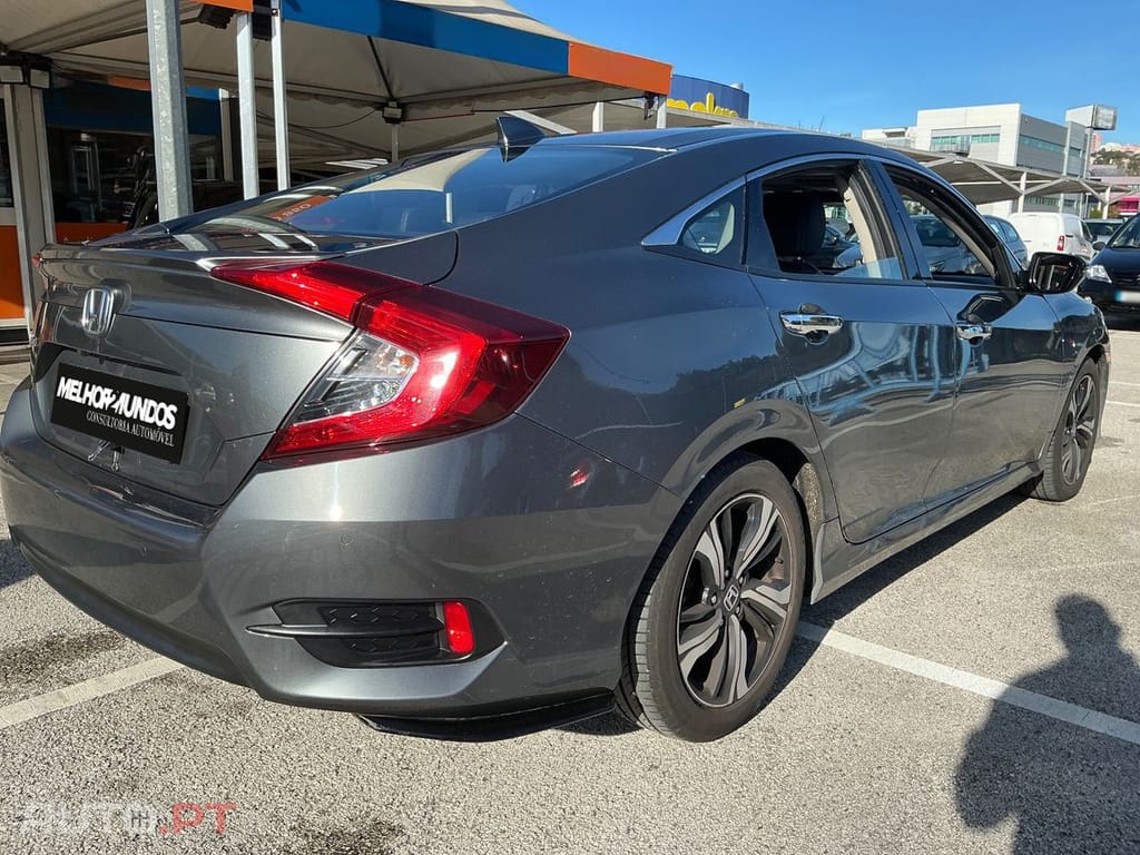 Honda Civic 1.5 i-VTEC Executive CVT