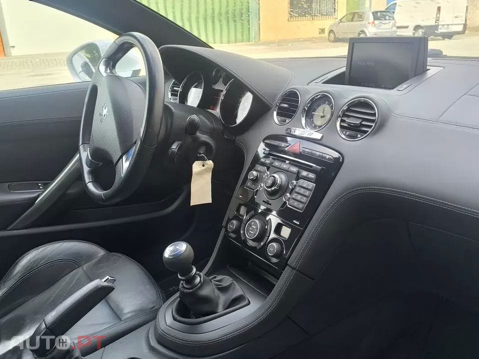 Peugeot RCZ  1 6 155 Thp Onyx