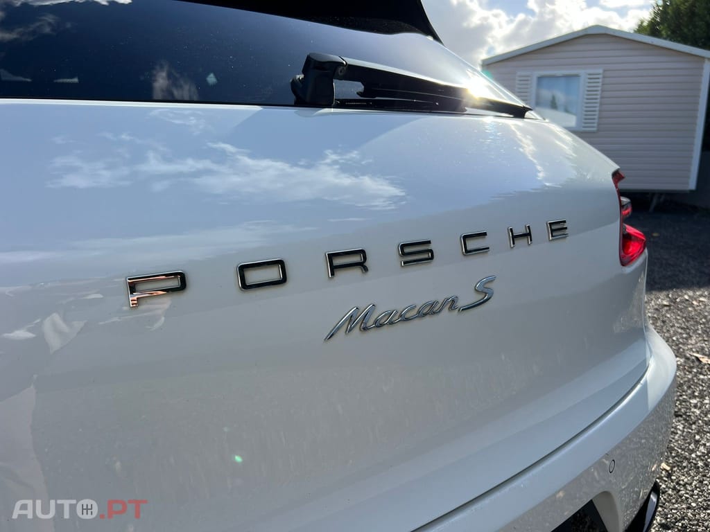 Porsche Macan S