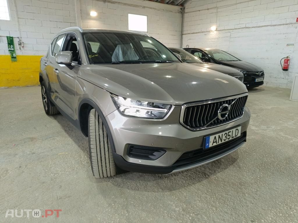 Volvo XC40 1.5 T4 PHEV Inscription Expression