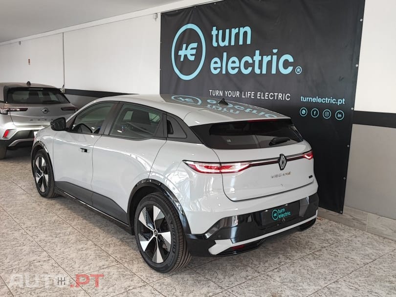 Renault Mégane E-Tech EV60 220hp optimum charge Equilibre — fotografia 4