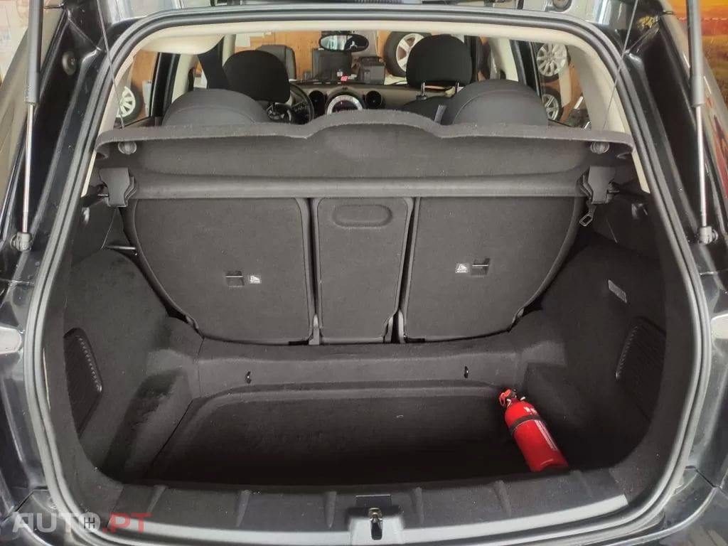 MINI Countryman One D
