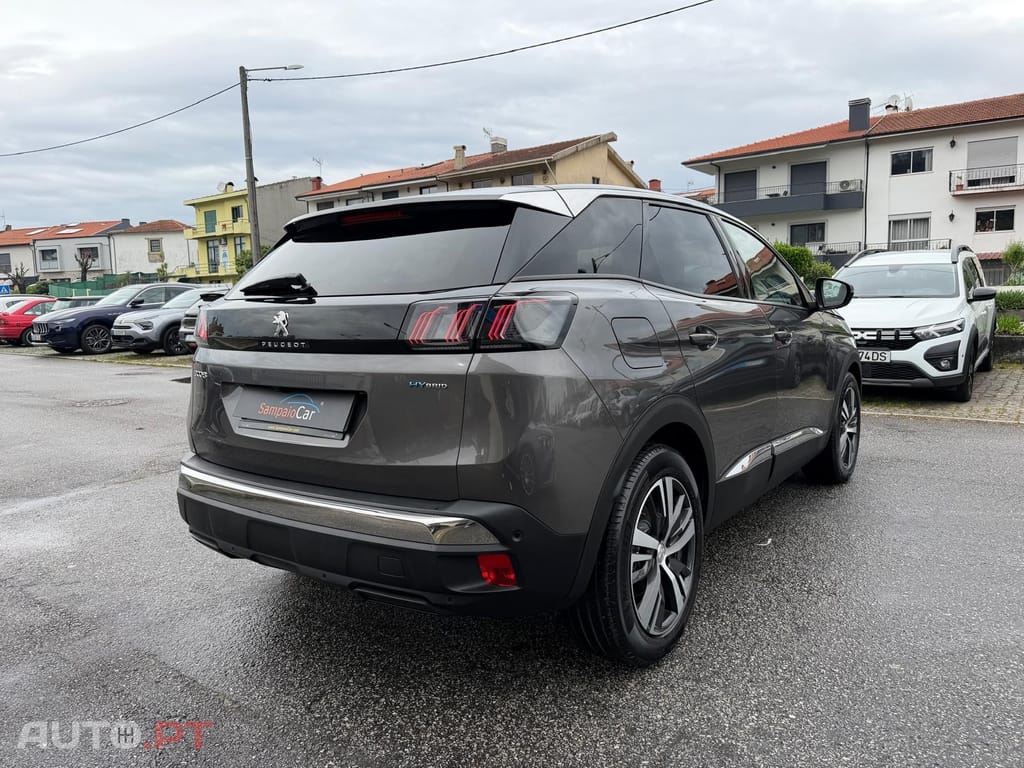 Peugeot 3008 1.6 Hybrid Allure e-EAT8