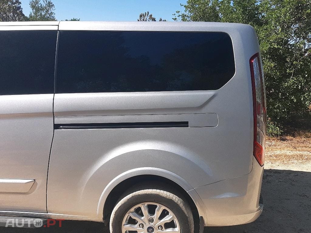 Ford Tourneo 2.0 TDCi Titanium