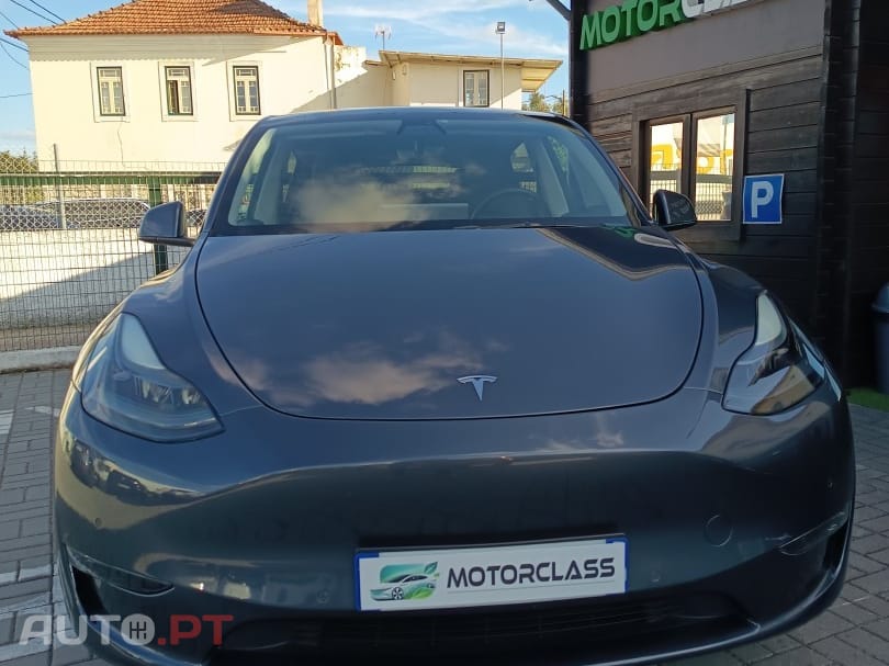 Tesla Model Y Long Range Tração Integral