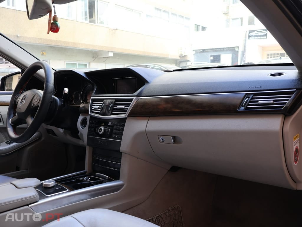 Mercedes-Benz E 350 CDi Avantgarde BlueEfficiency