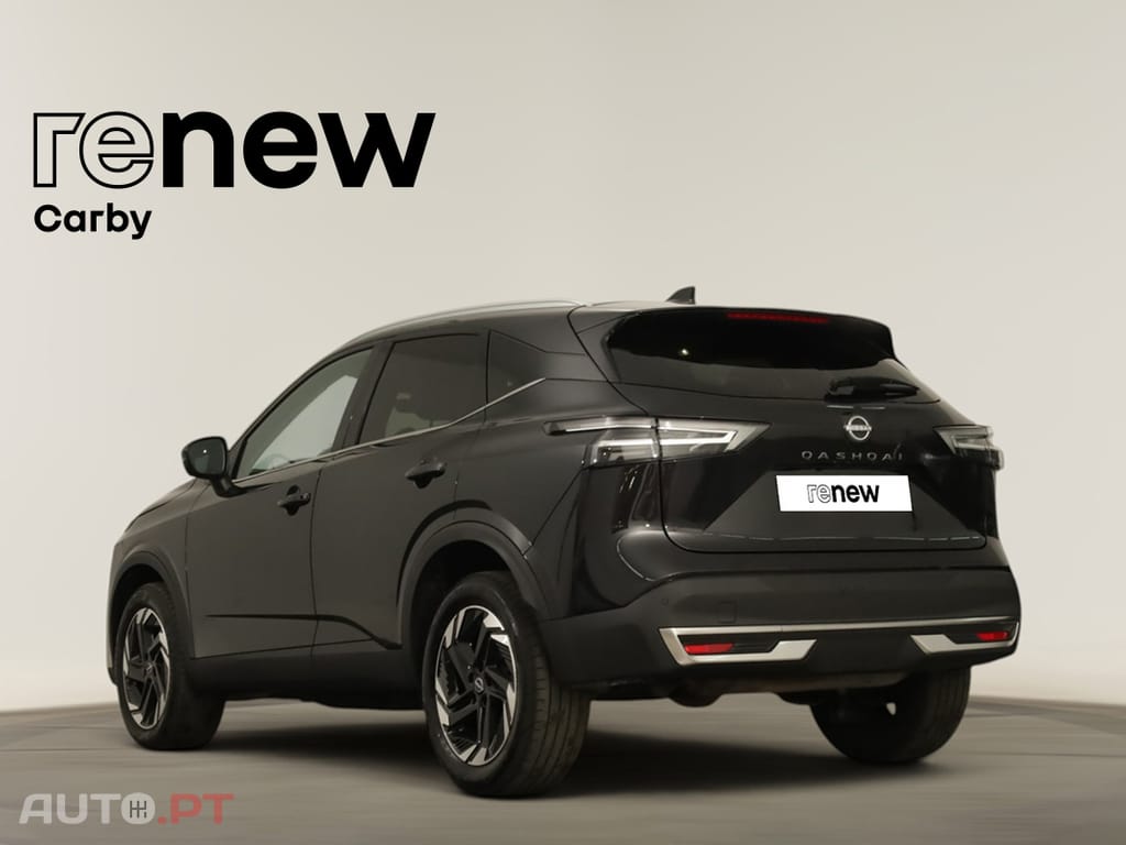 Nissan Qashqai Qashqai 1.3 DIG-T N-Connecta LED Xtronic