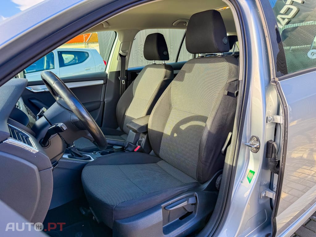 Skoda Octavia Break 1.6 TDi Style DSG