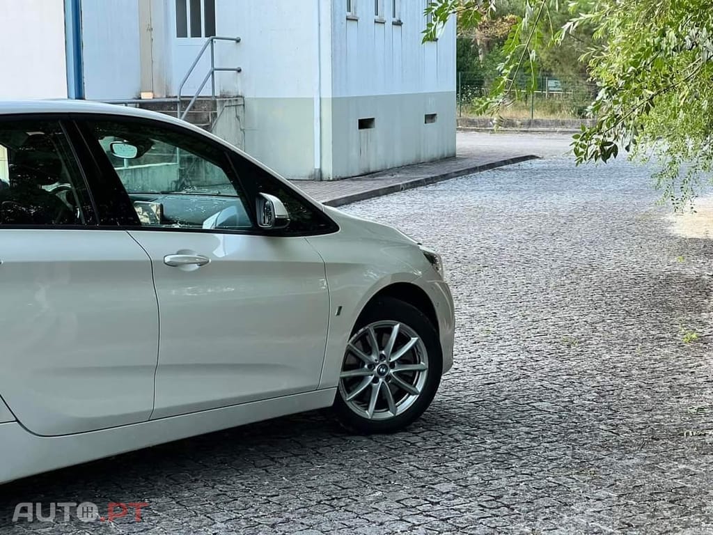 BMW 225 Advantage