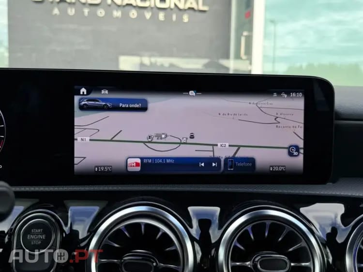 Mercedes-Benz A 250 e AMG Line