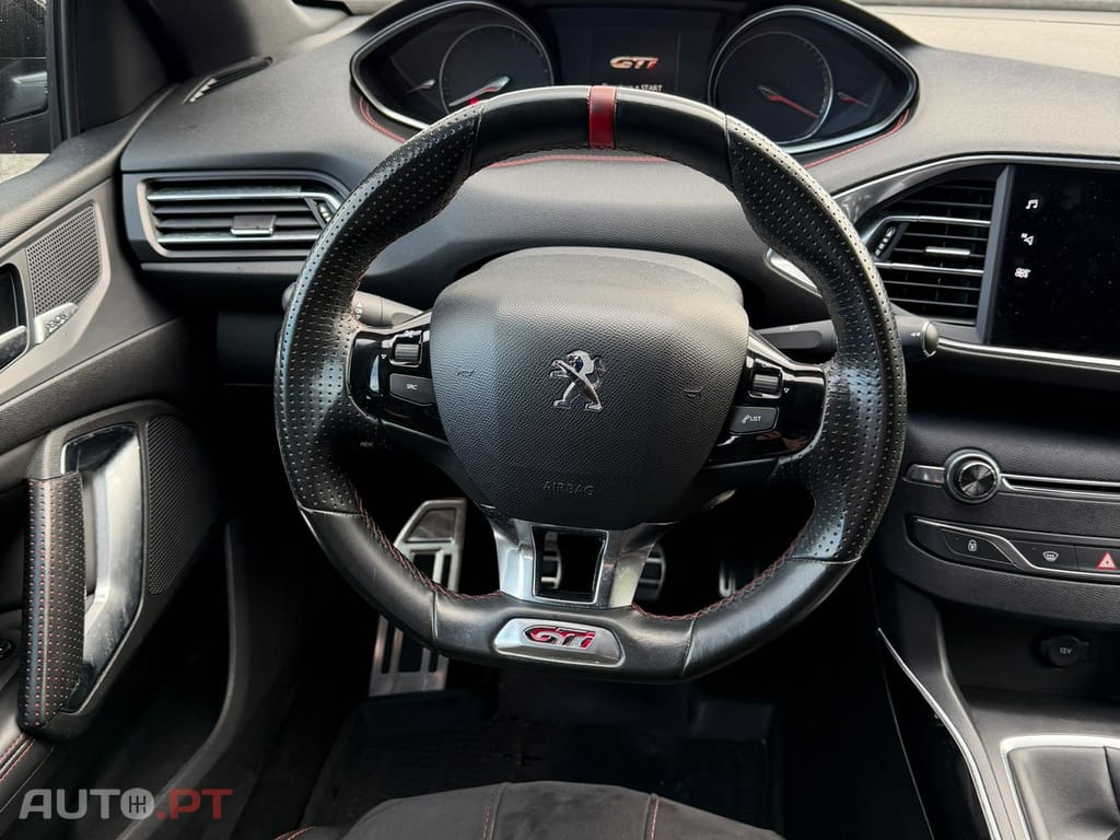 Peugeot 308 1.6 e-THP GTi