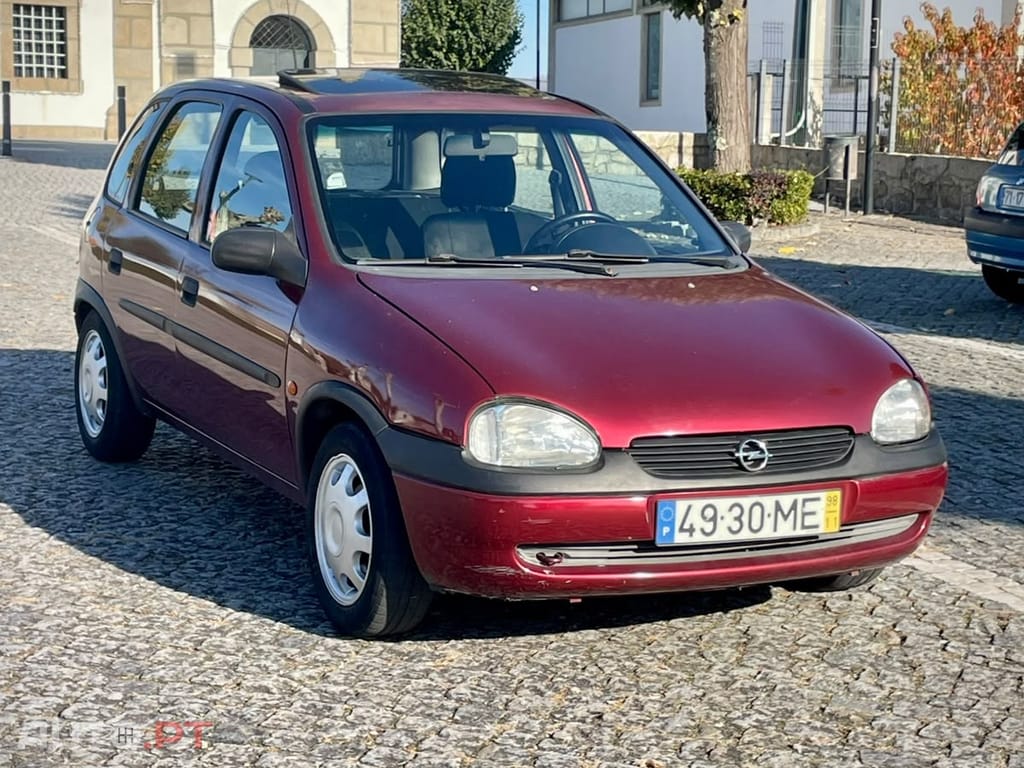 Opel Corsa 1.2 16V Swing