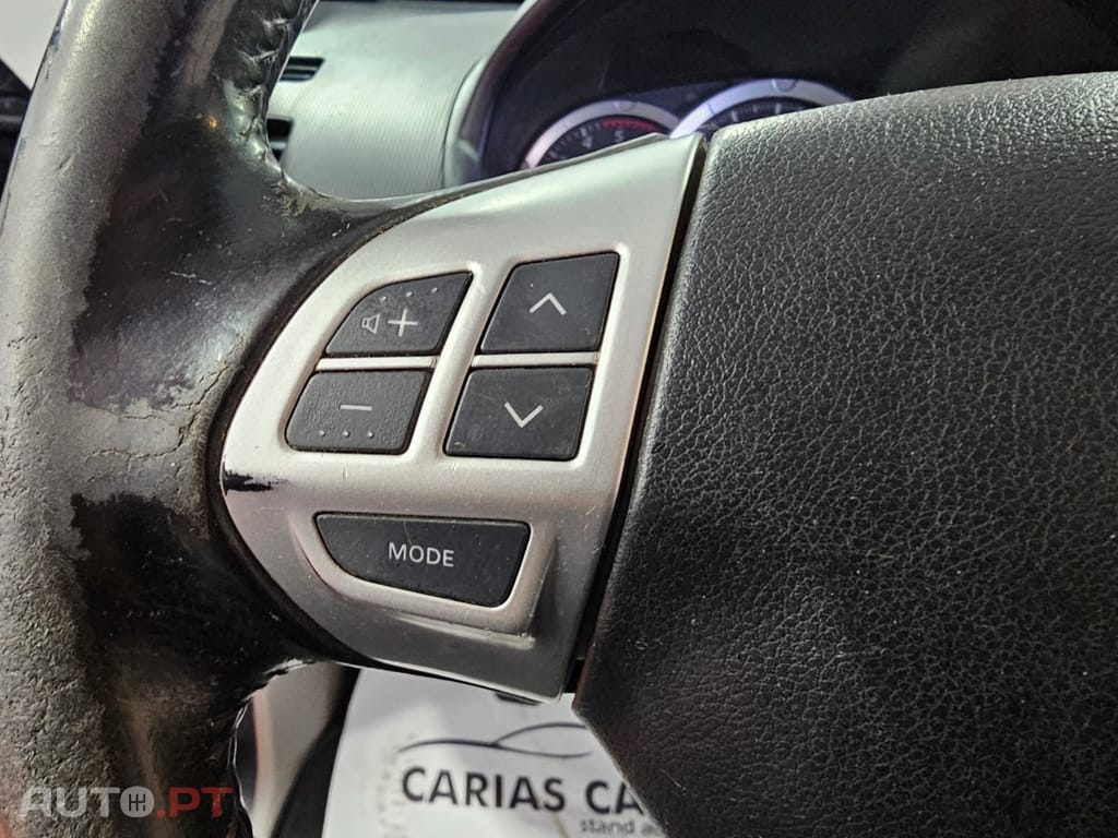 Mitsubishi L200 2.5 DI-D CD Invite AC 4WD