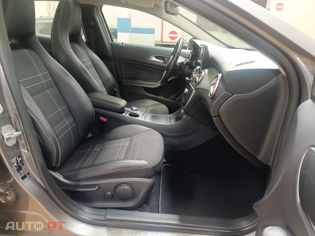 Mercedes-Benz GLA 200 (CDI) d 4Matic 7G-DCT