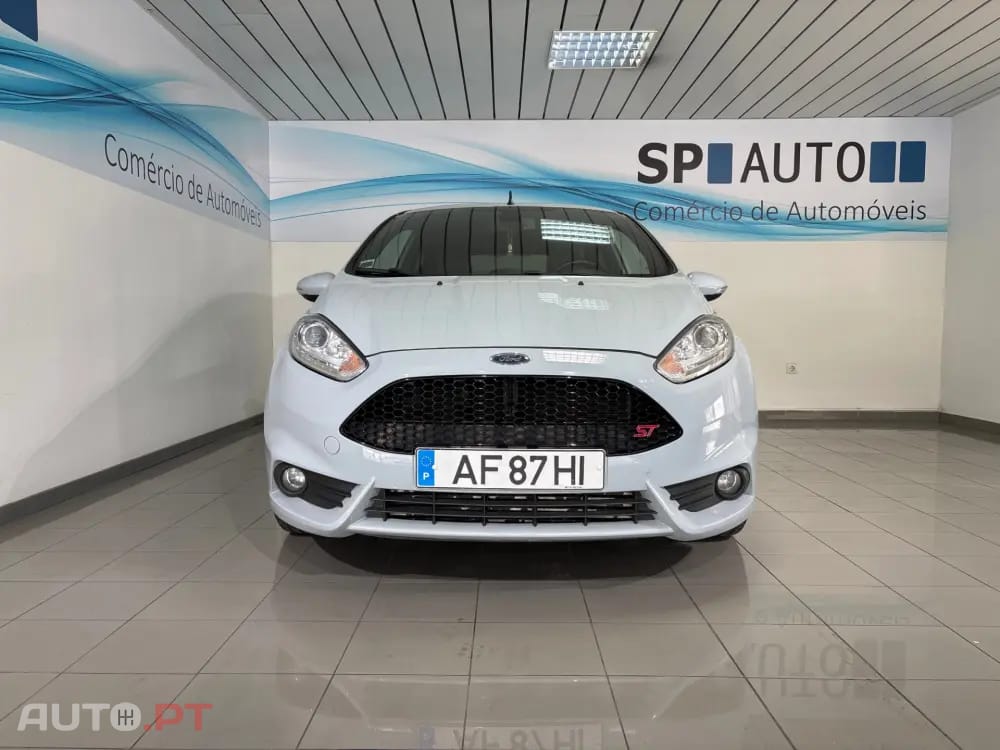 Ford Fiesta 1.6 EcoBoost ST200