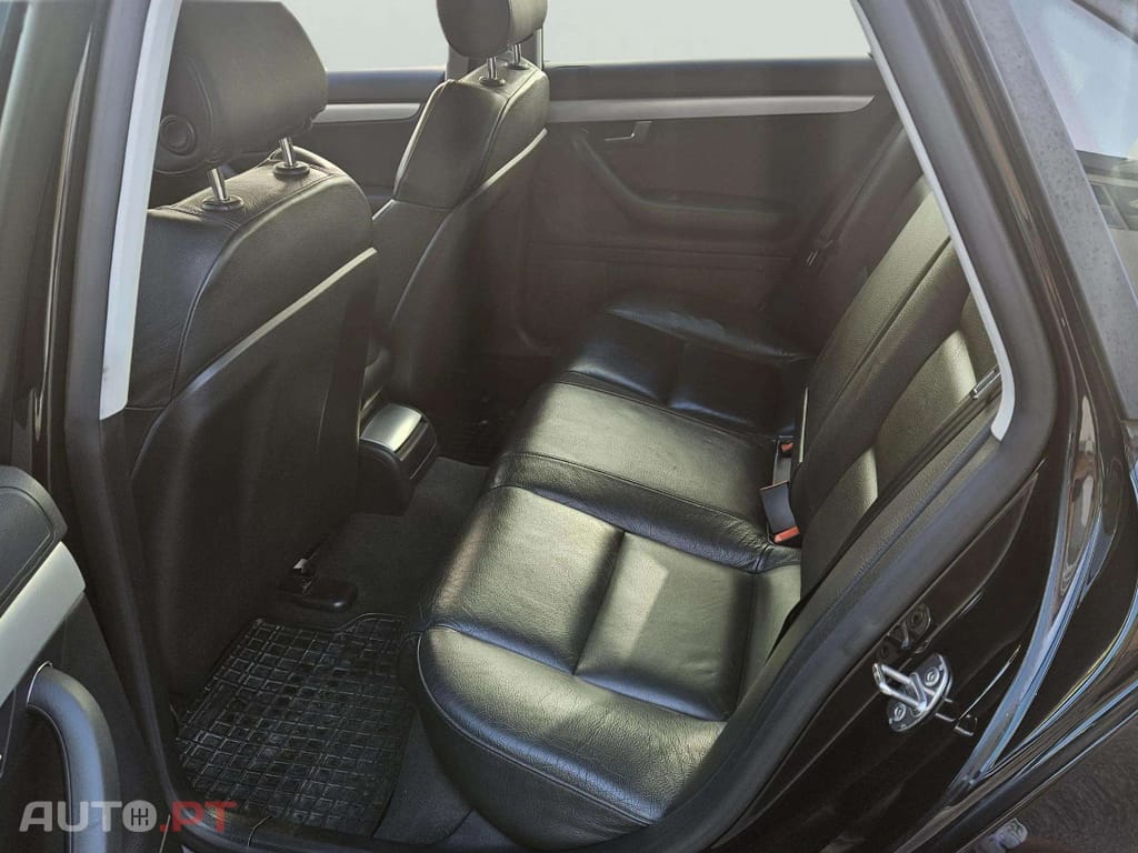 Audi A4 2.0 TDi quattro S Edition
