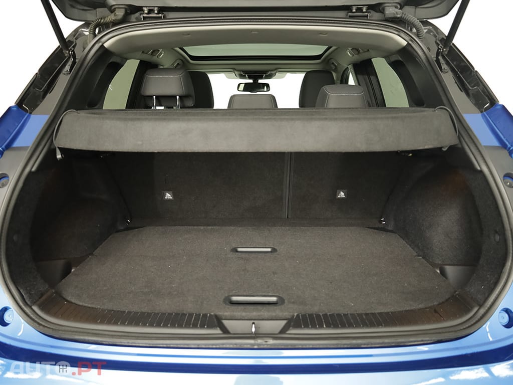 Nissan Qashqai Qashqai 1.3 DIG-T N-Connecta LED Xtronic