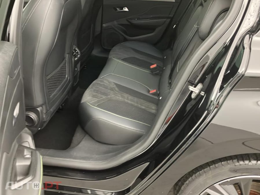 Peugeot 308 1.2 PureTech GT EAT8