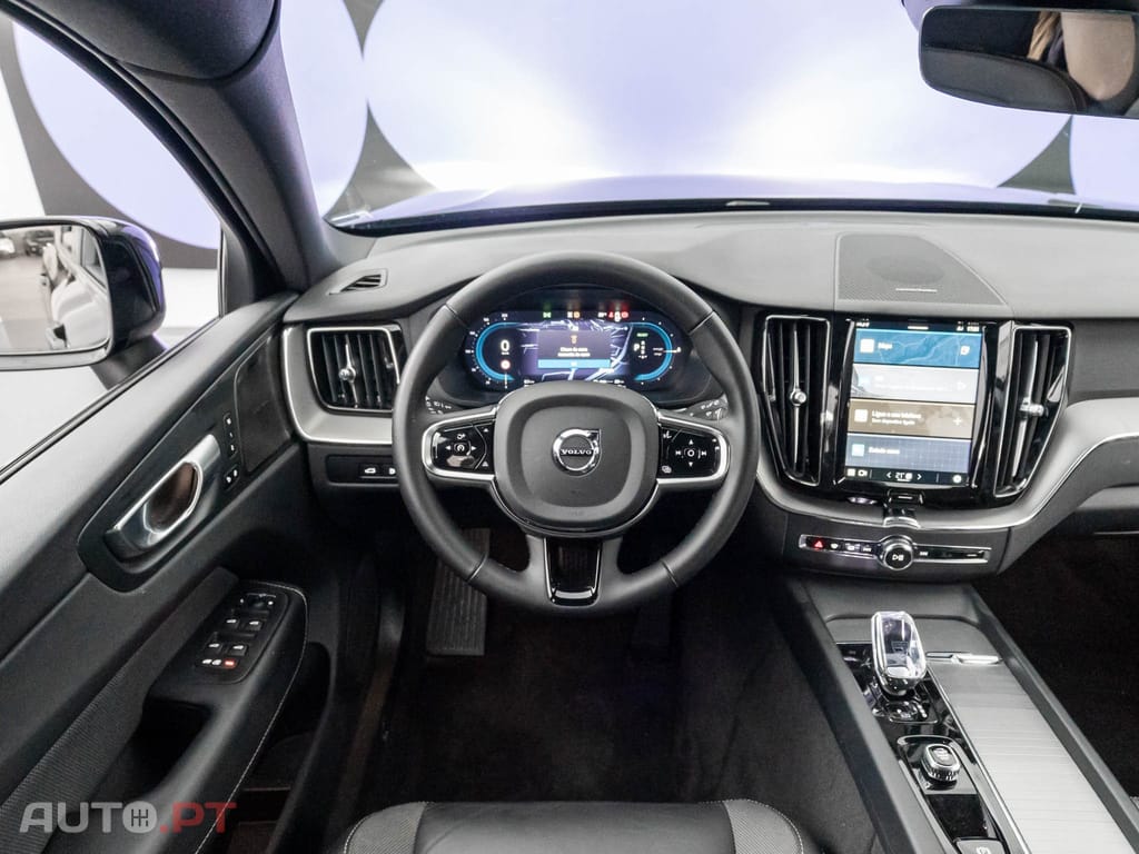 Volvo XC60 2.0 T6 PHEV Black Edition AWD