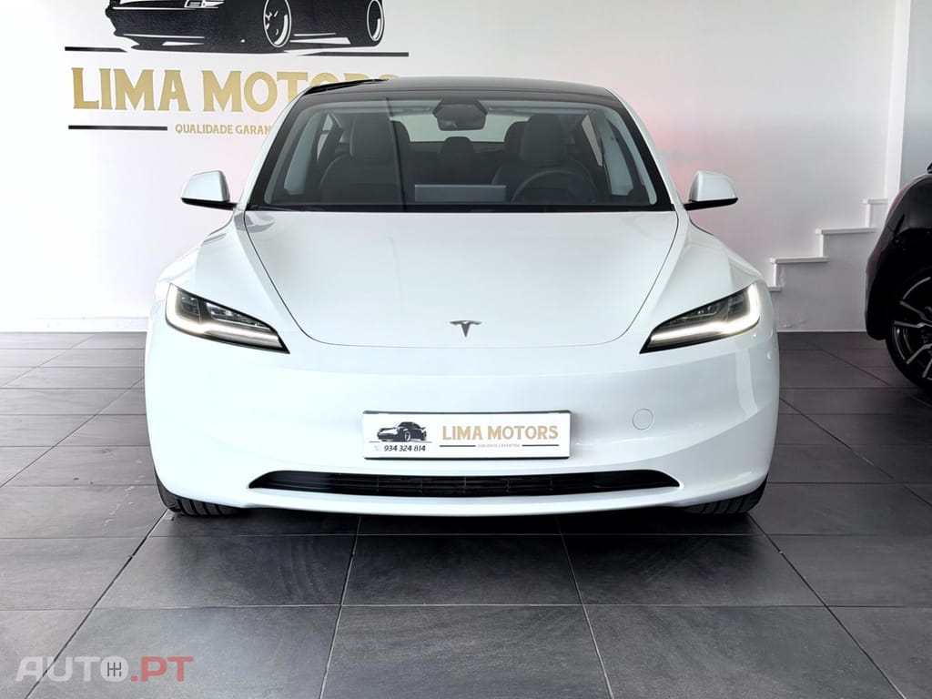 Tesla Model 3 Tração Traseira