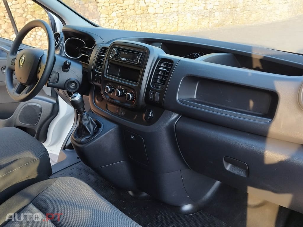 Renault Trafic 2.0 dCi L2H1 1.0T Grand Zen