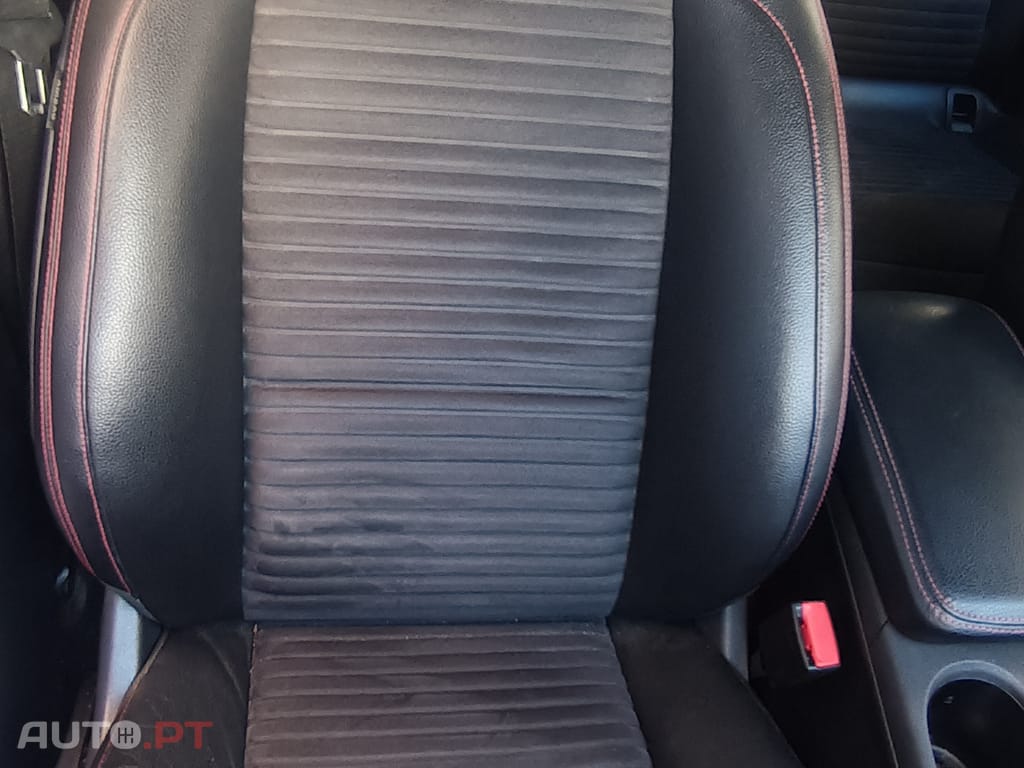 Mercedes-Benz GLA 200 AMD Line Auto