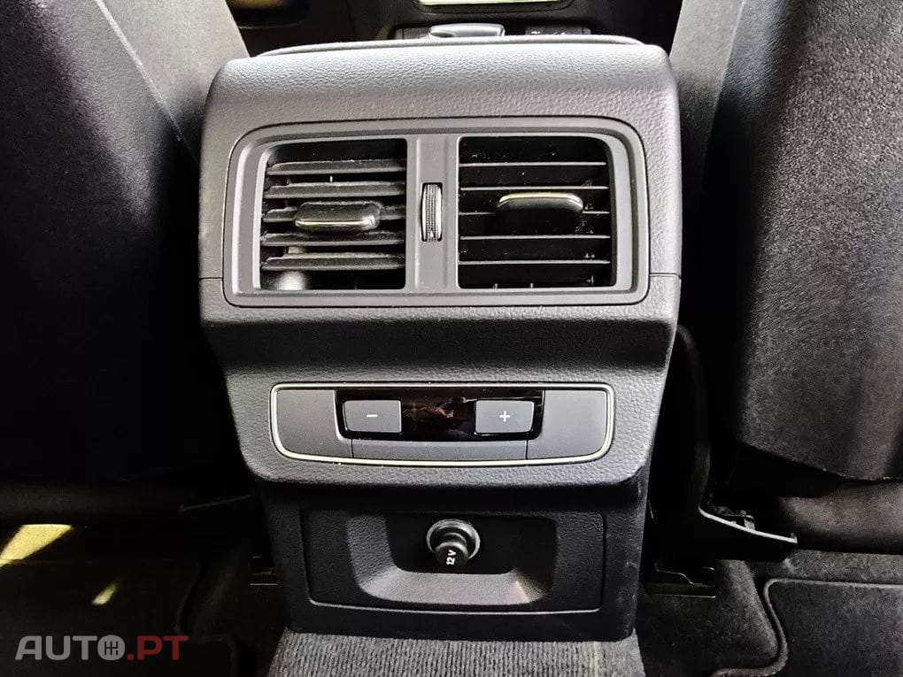 Audi Q5 50 TFSIe quattro S tronic S line business