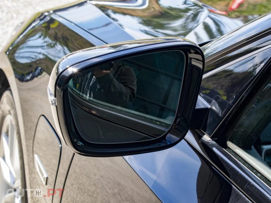 BMW 320 e Touring Auto