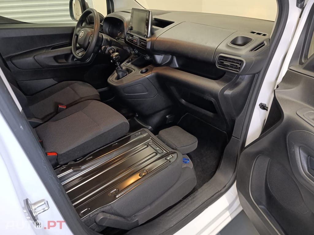 Fiat Doblo 1.5 BlueHDI Maxi (3 LUG)