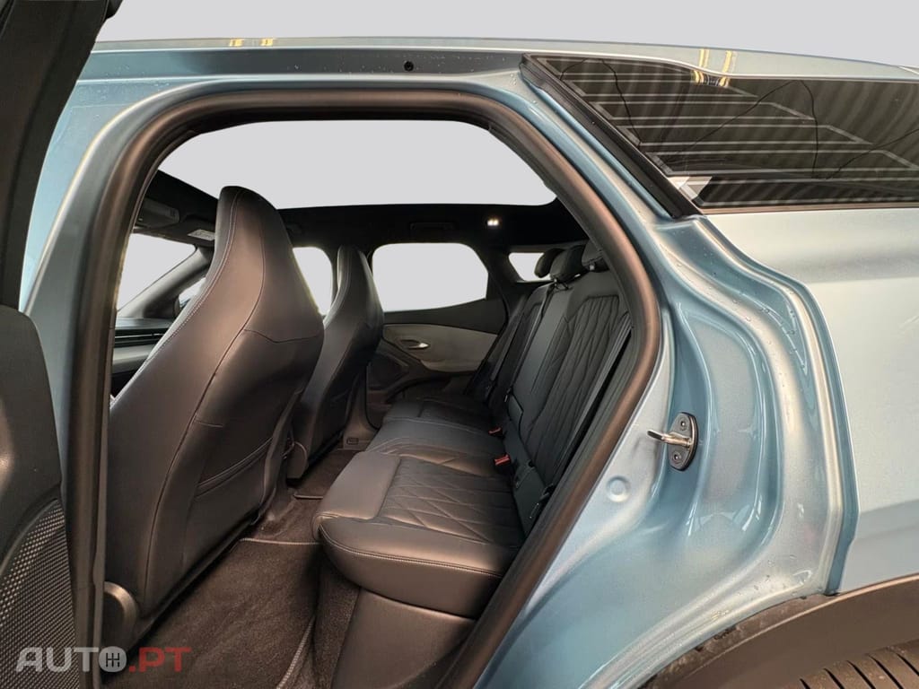 Ford Explorer Premium Extended Range RWD I.V.A DEDUTIVEL 