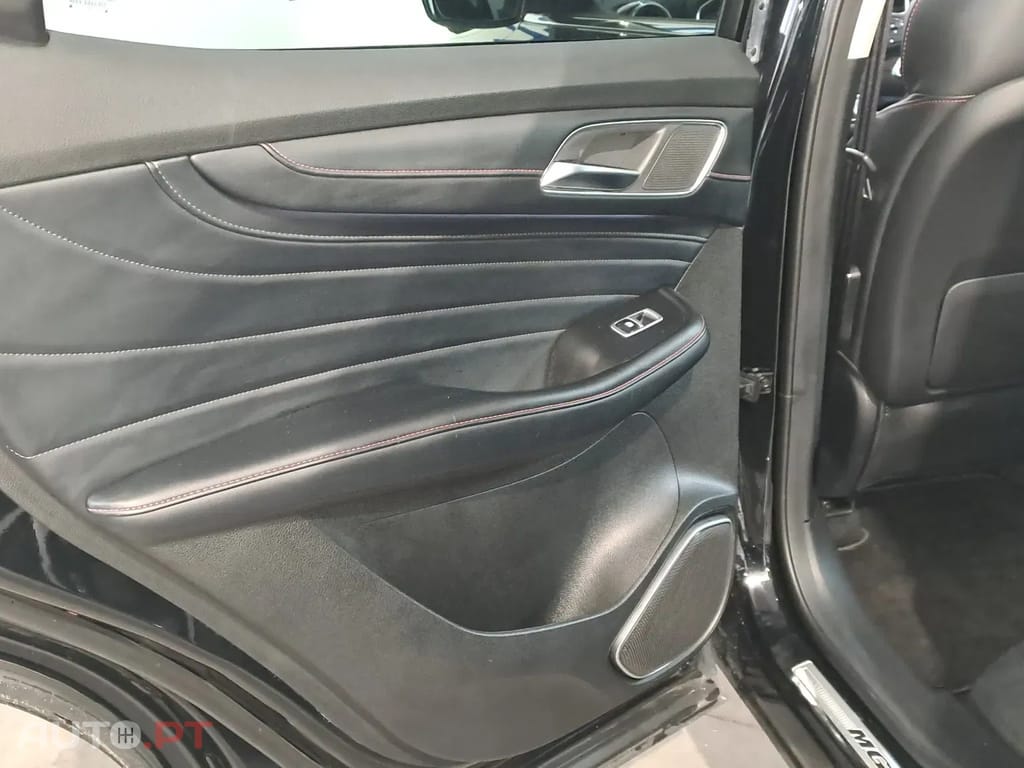 MG EHS 1.5 T-GDI Plug-in Hybrid Luxury