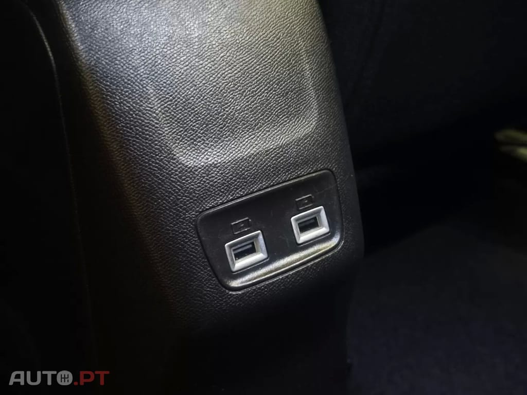 Peugeot 2008 PureTech 130 EAT8 Allure