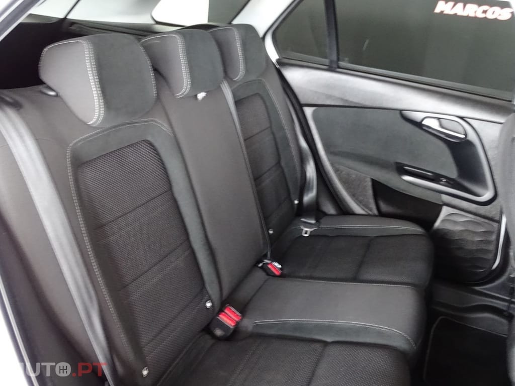 Fiat Tipo 1.6 M-Jet Lounge J17