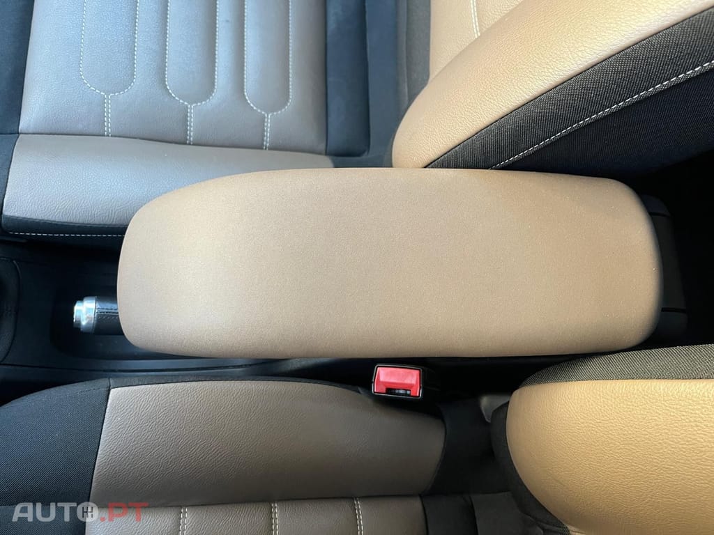 Citroen C4 Cactus 1.2 e-THP Shine Edition